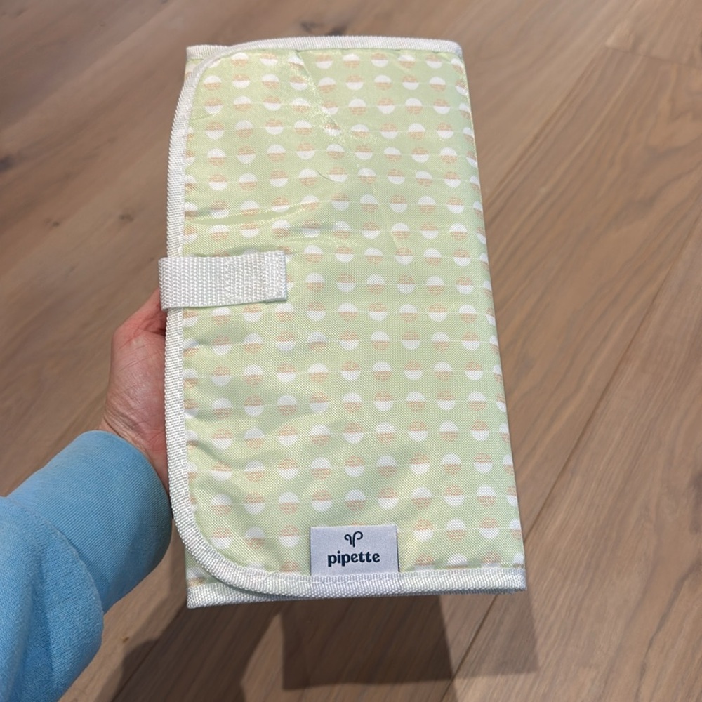 Pipette diaper changing pad travel  Green Kids Organizer NEW
